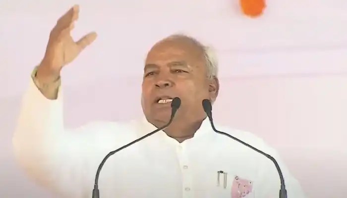 Cpm leader narasayya adam.jpeg